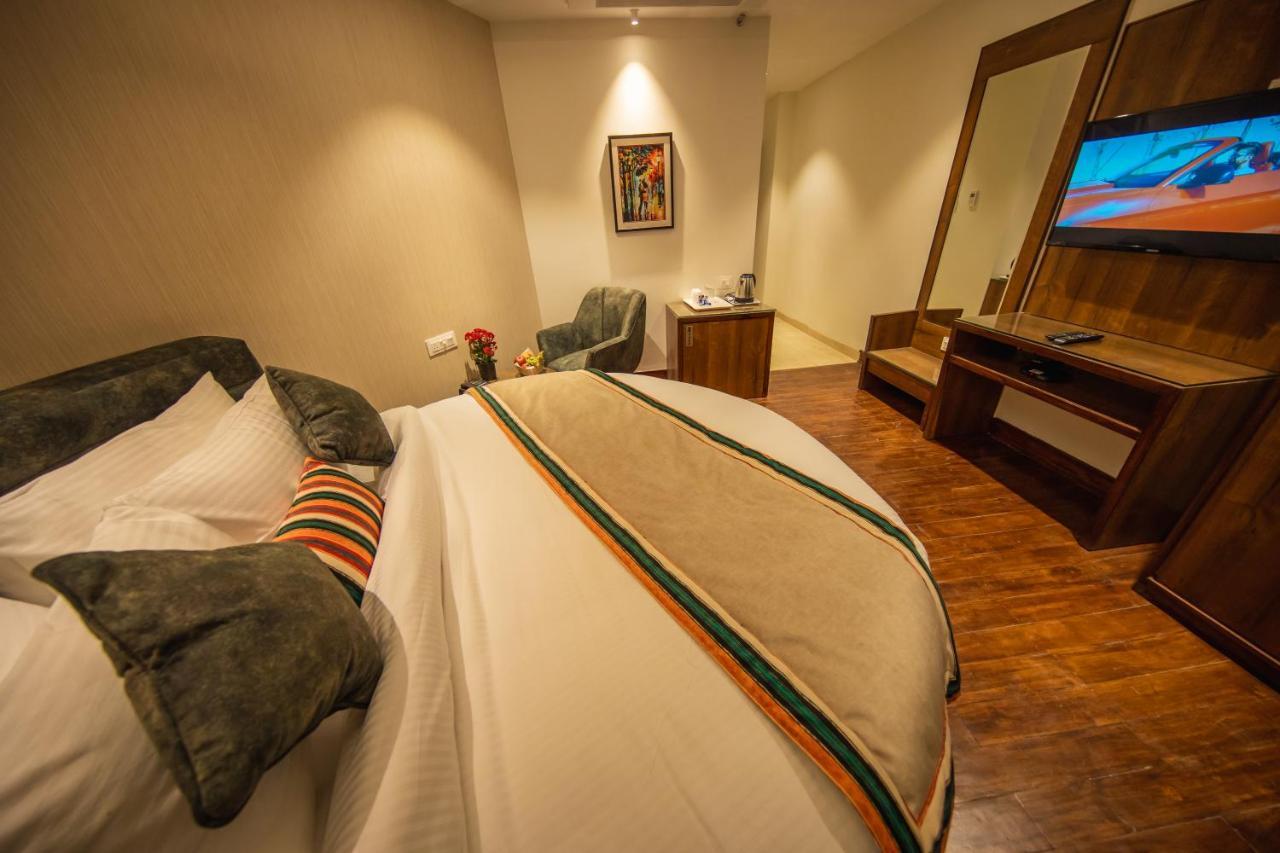 Justa Grand View Resort & Spa, Manali ภายนอก รูปภาพ